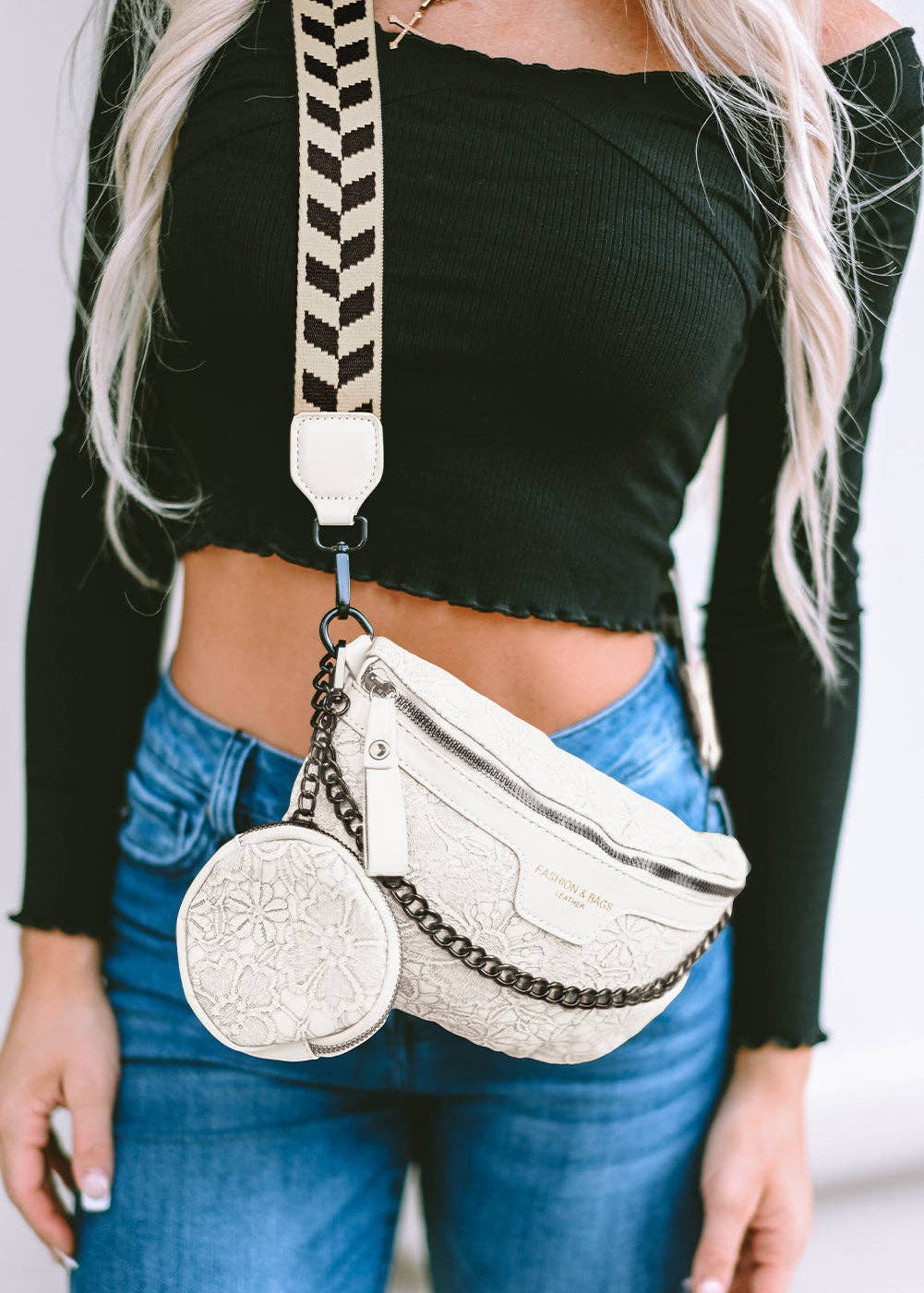 Chain Shoulder Bag